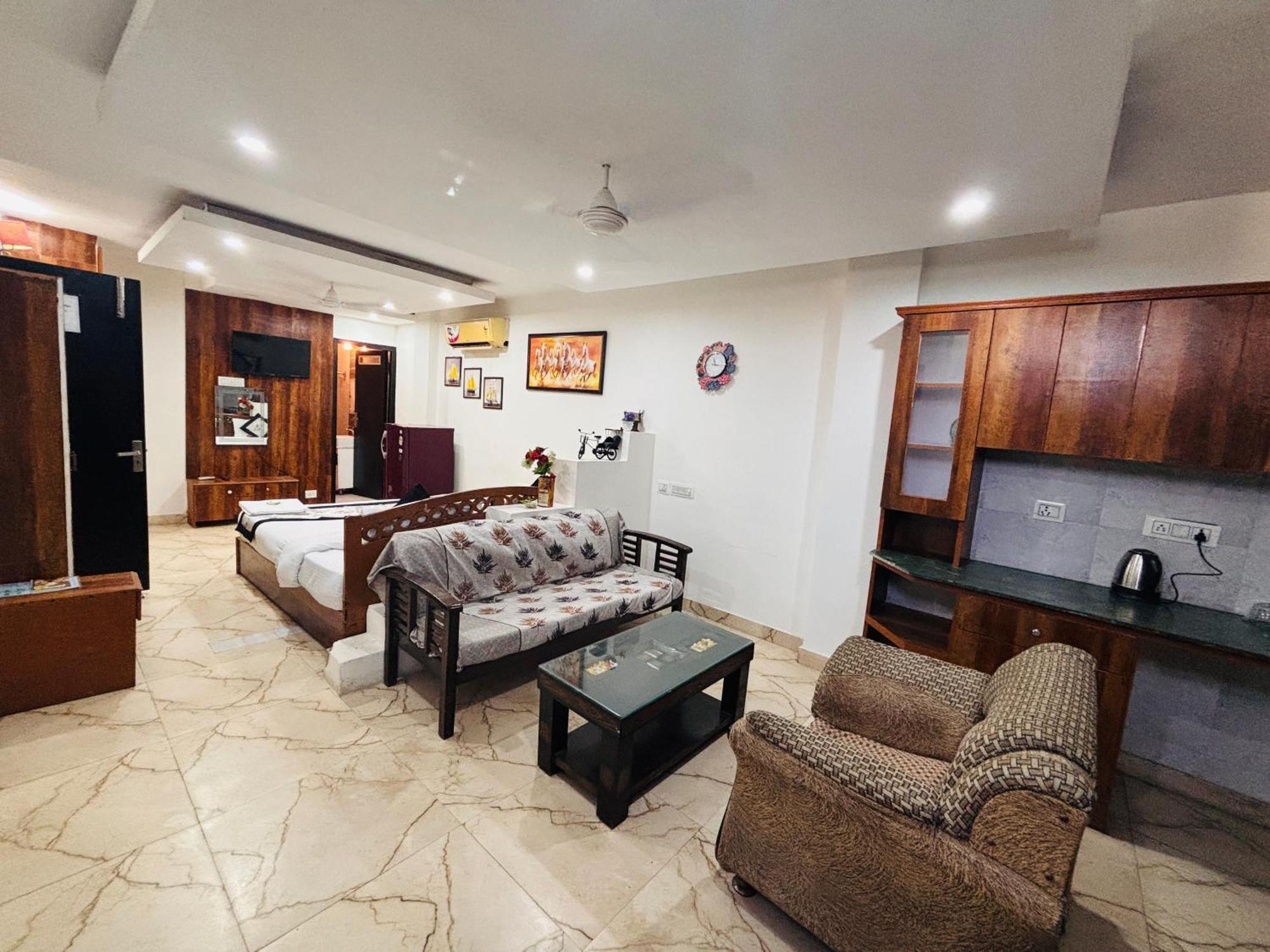 Hauz Khas Villa New Delhi Buitenkant foto