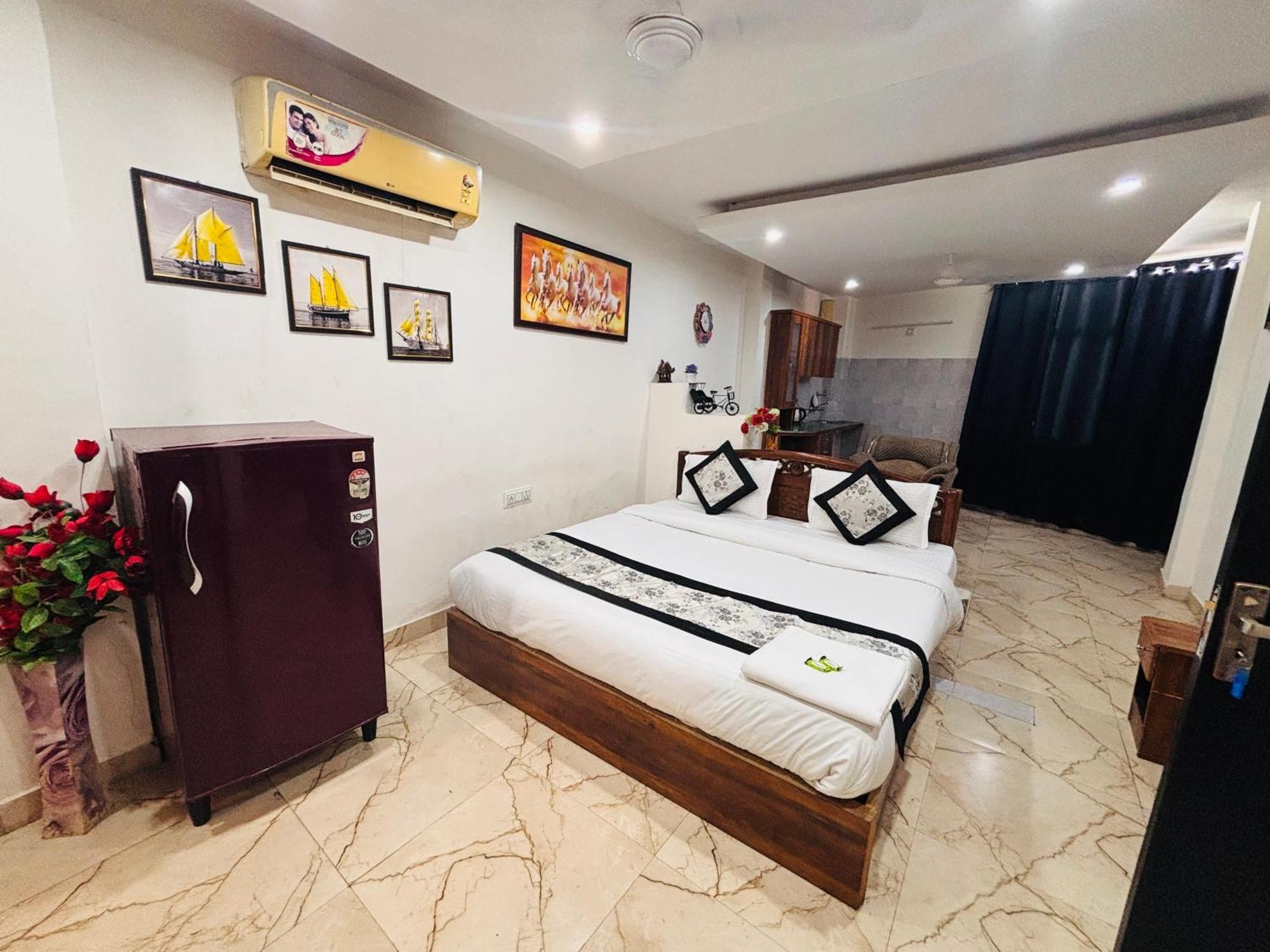 Hauz Khas Villa New Delhi Buitenkant foto